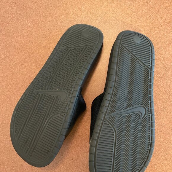 Nike Benassi JDI Men’s Triple Black Logo Sandals Slides Size 10 - Picture 3 of 9